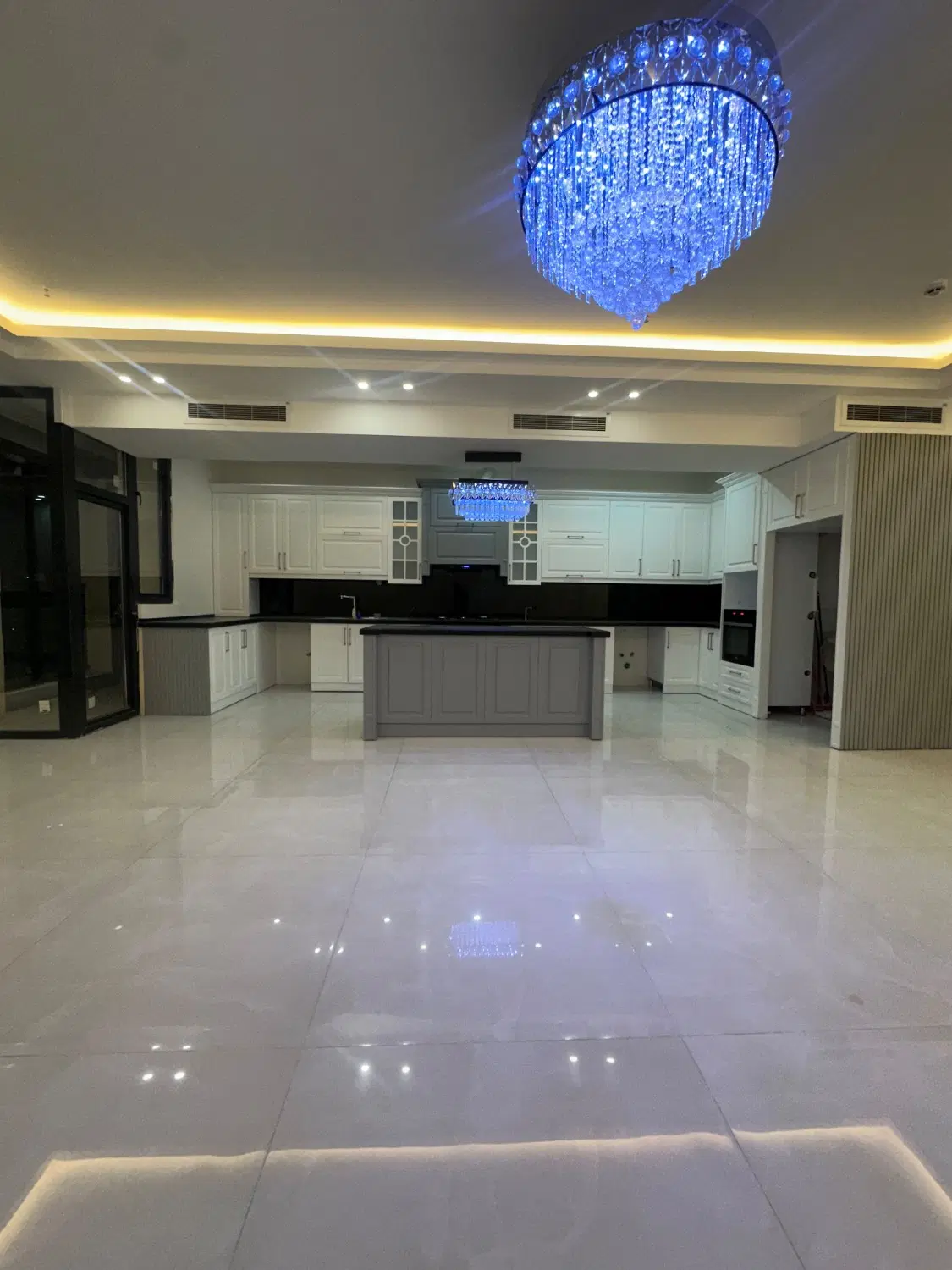 عکس 2 ملک 2505