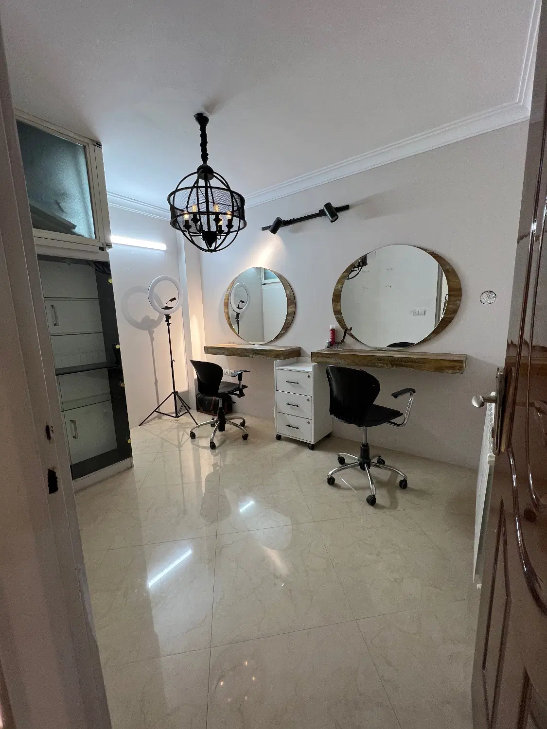 عکس 2 ملک 2570