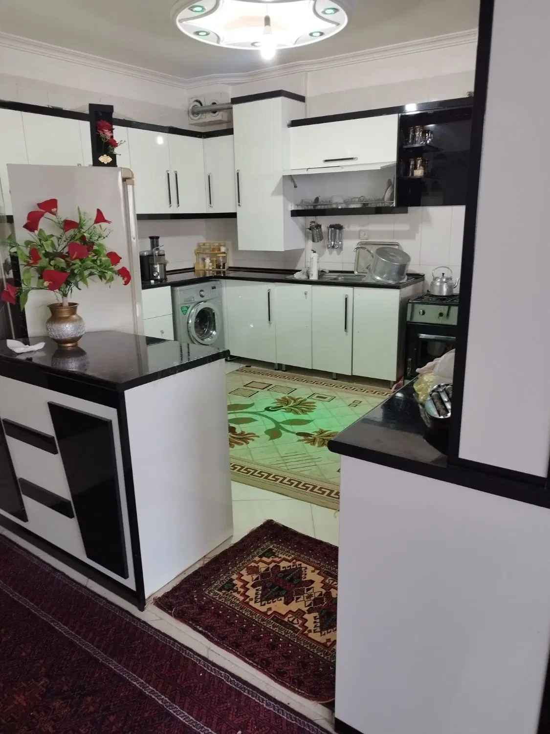 عکس 2 ملک 2584