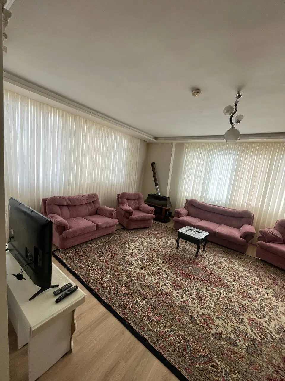 عکس 1 ملک 282