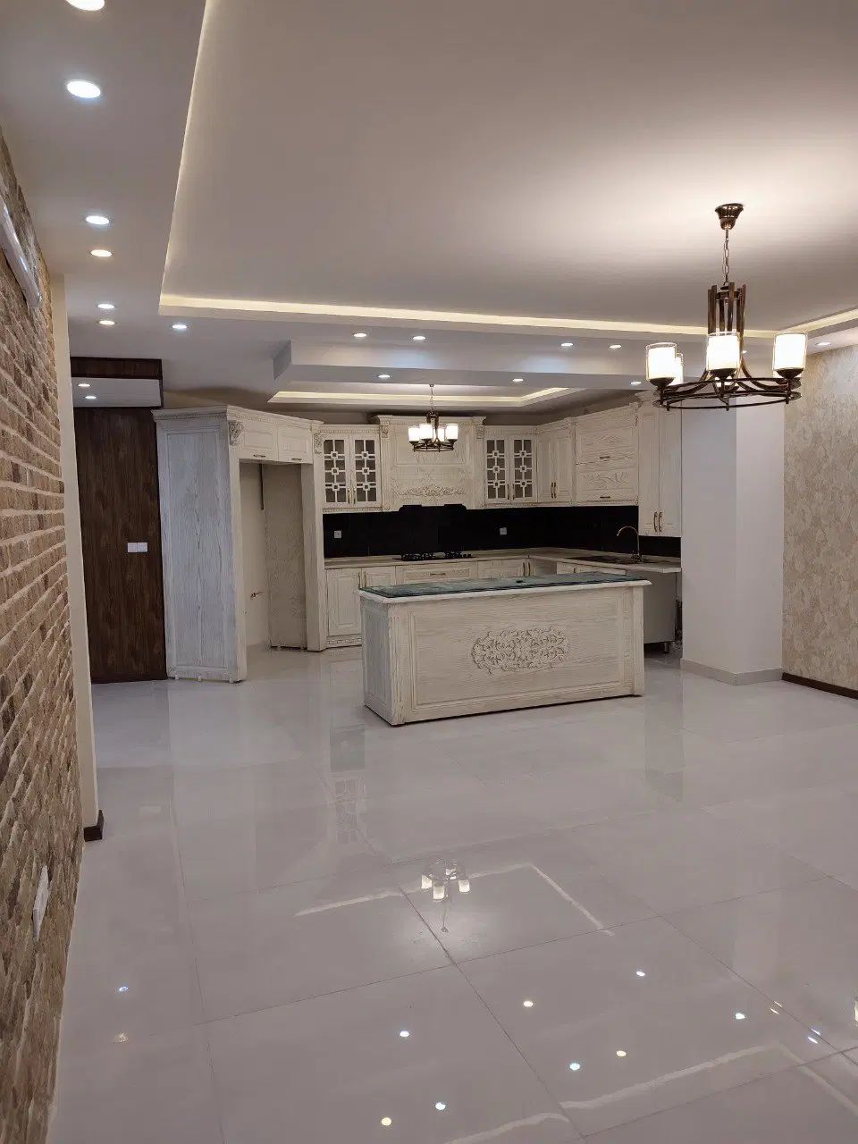 عکس 1 ملک 3049