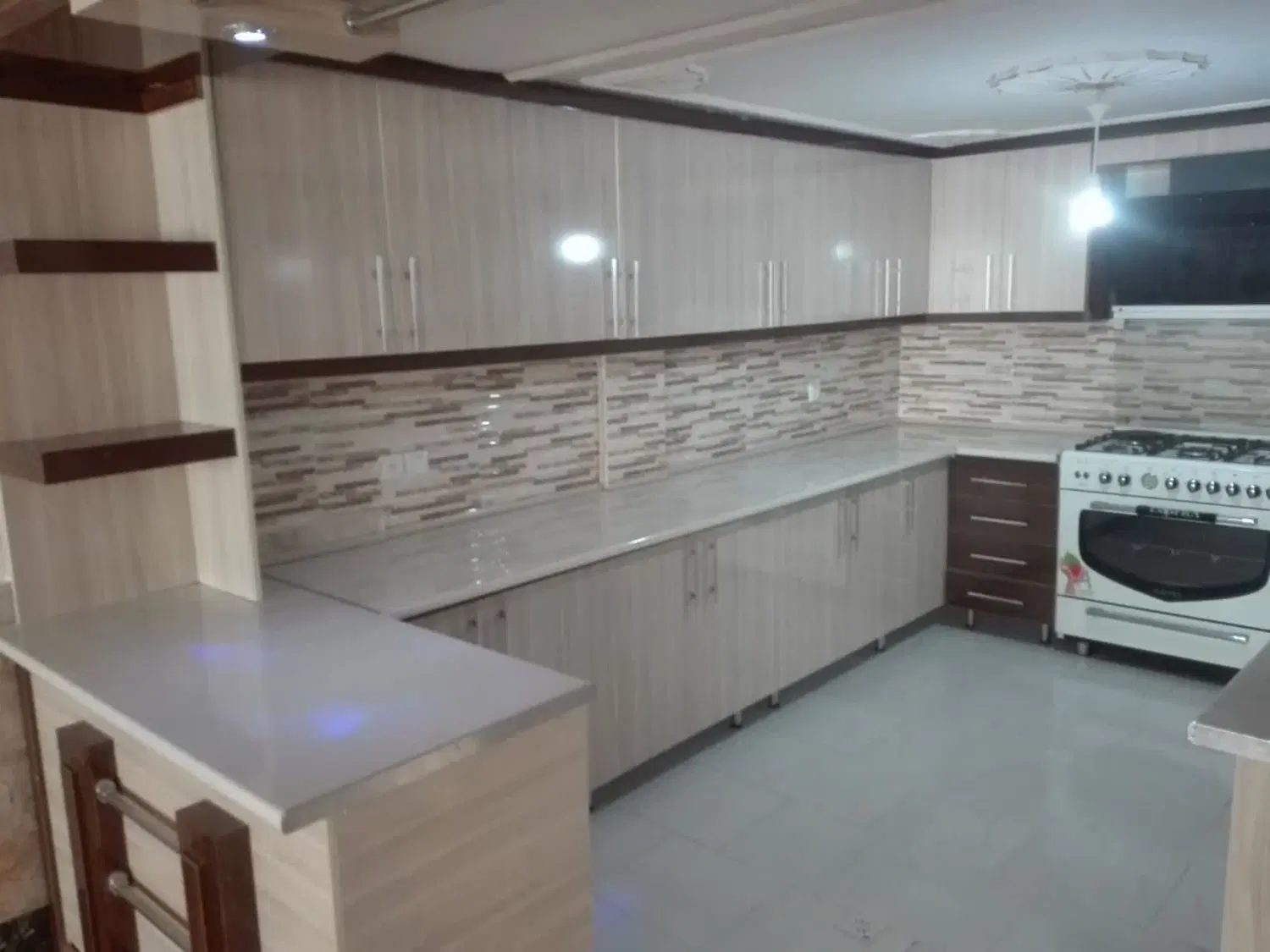 عکس 1 ملک 318