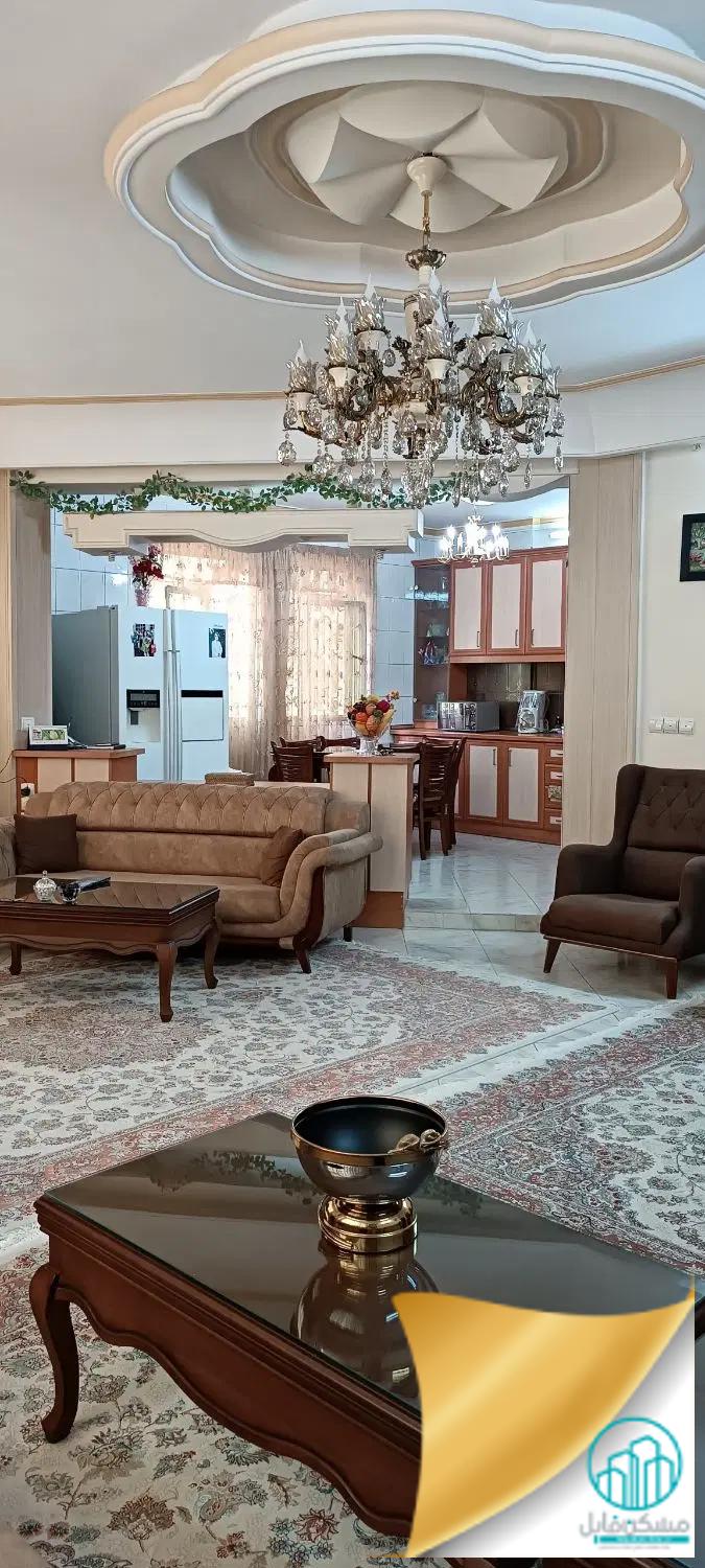 عکس 2 ملک 3715