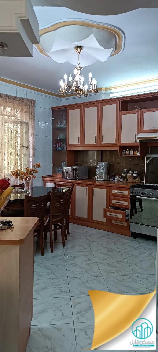 عکس 3 ملک 3715