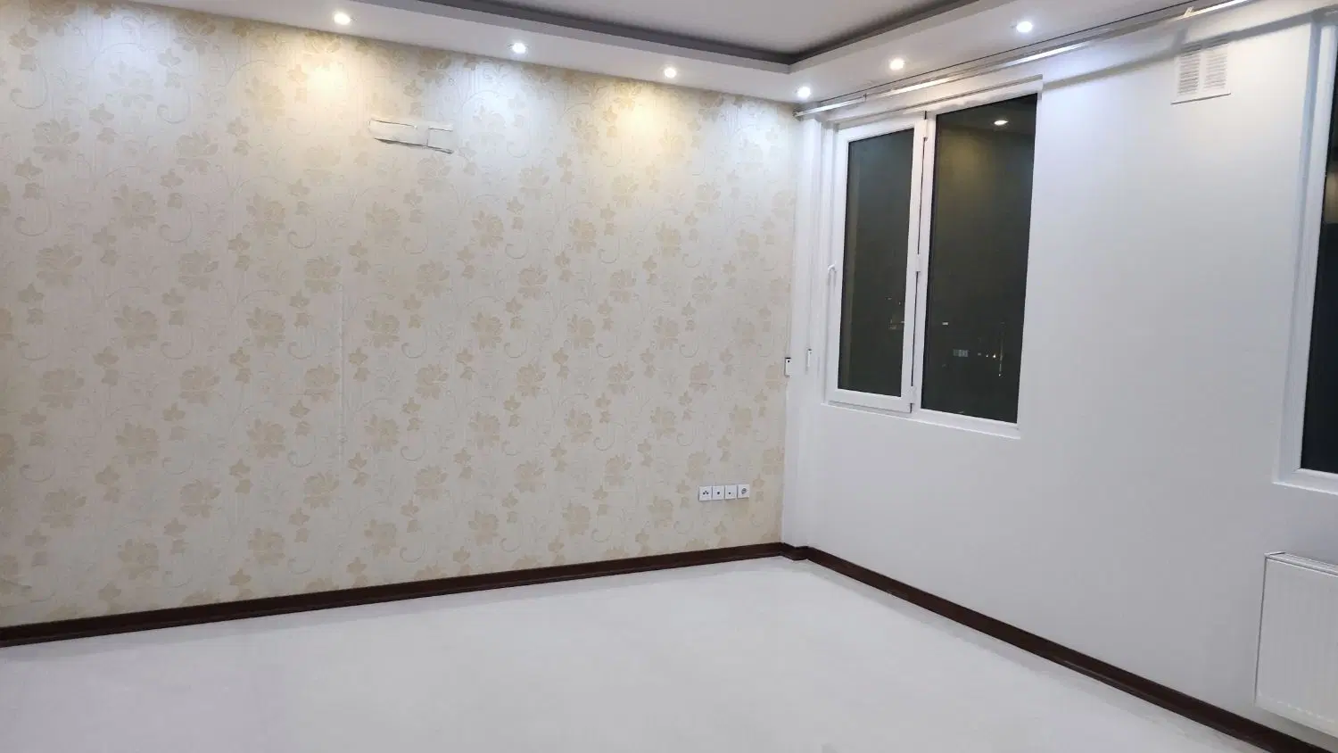 عکس 1 ملک 3825
