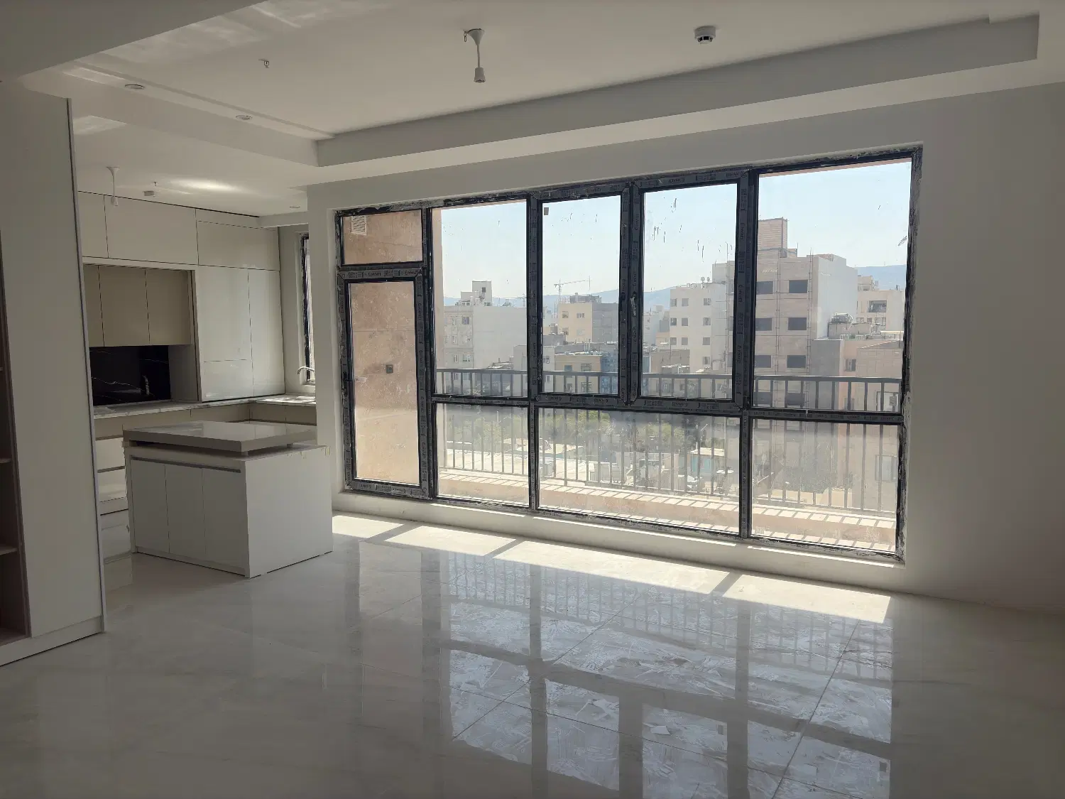 عکس 1 ملک 3850