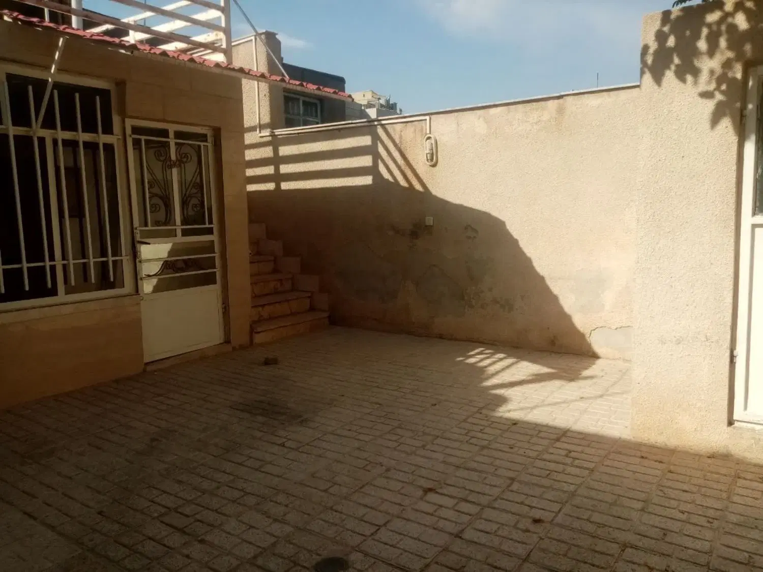 عکس 1 ملک 3851