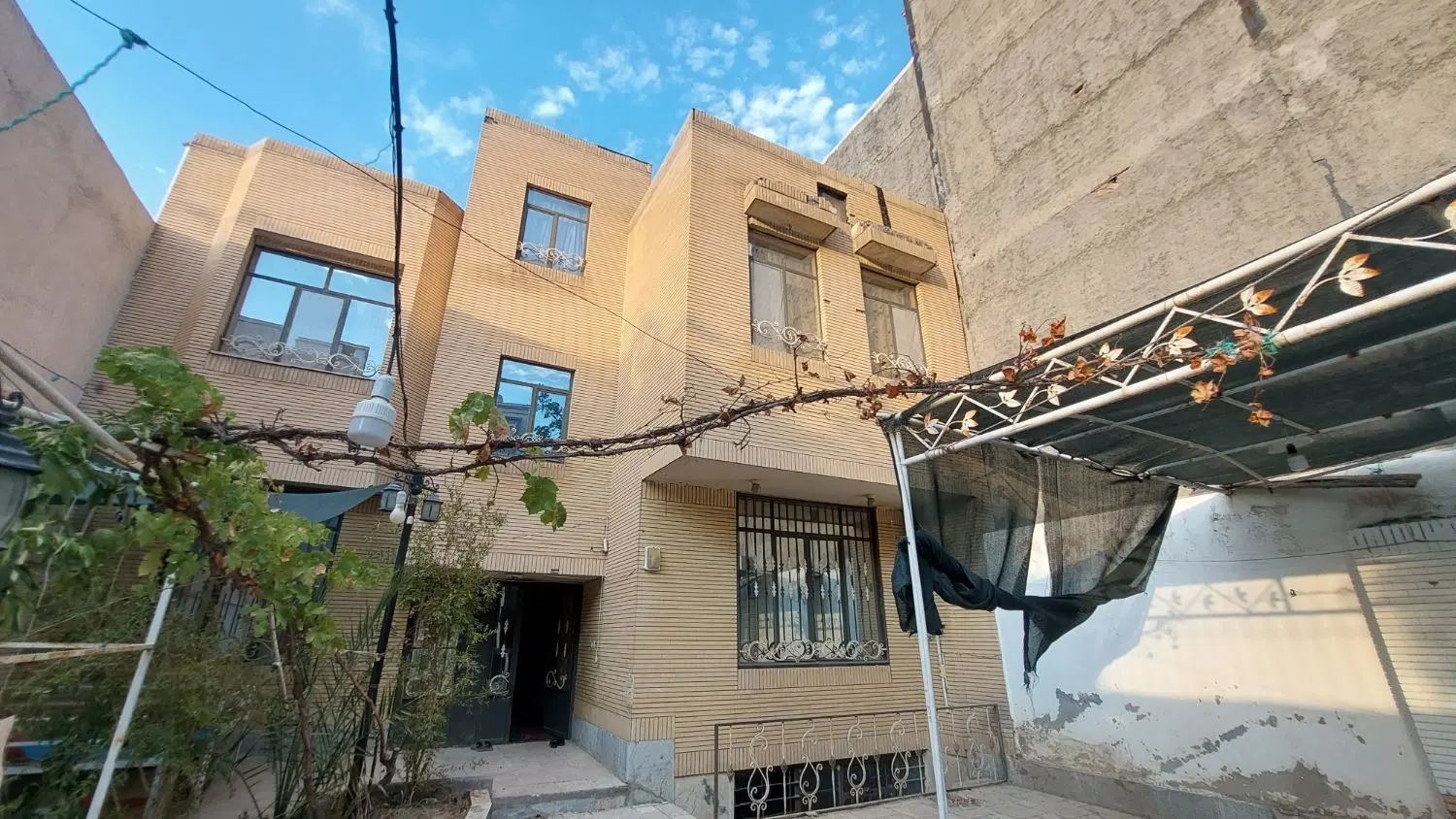 عکس 1 ملک 3908