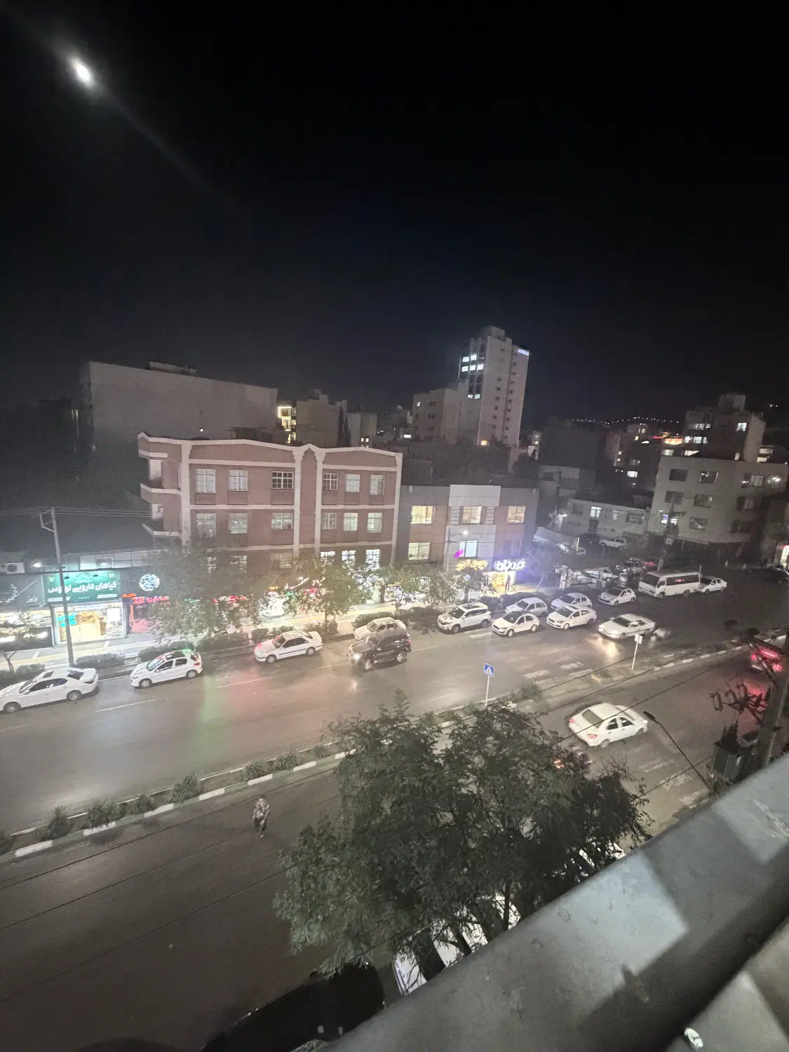 عکس 2 ملک 4010
