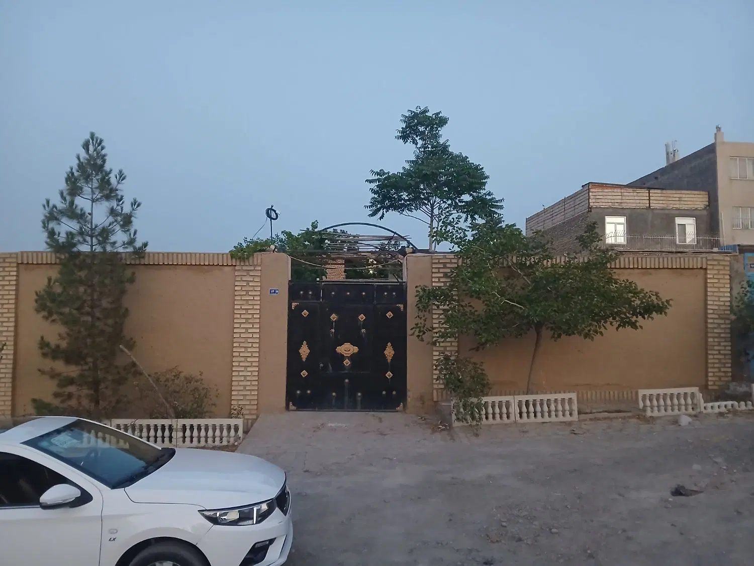 عکس 2 ملک 4061